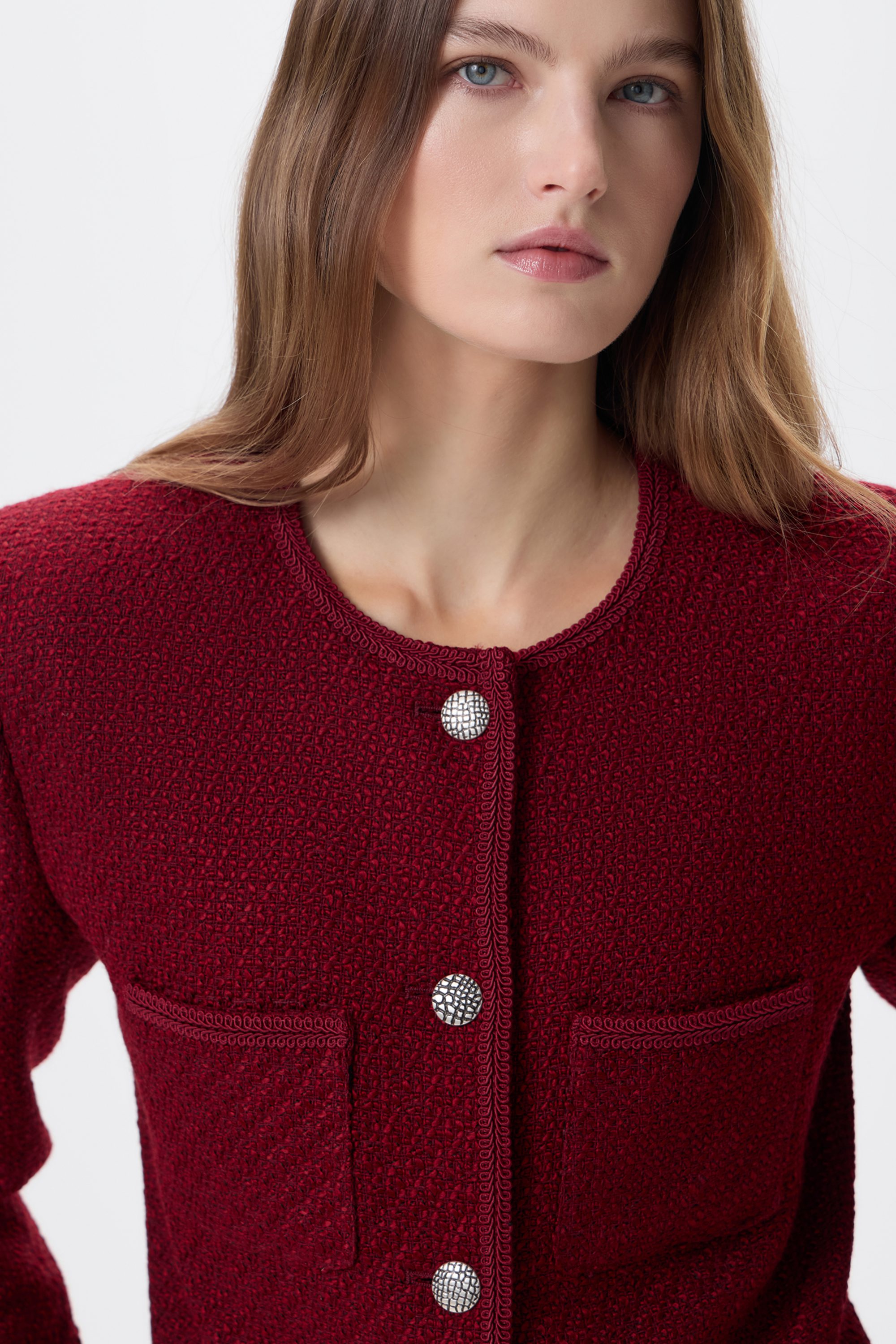 Жакет из твида с накладными карманами