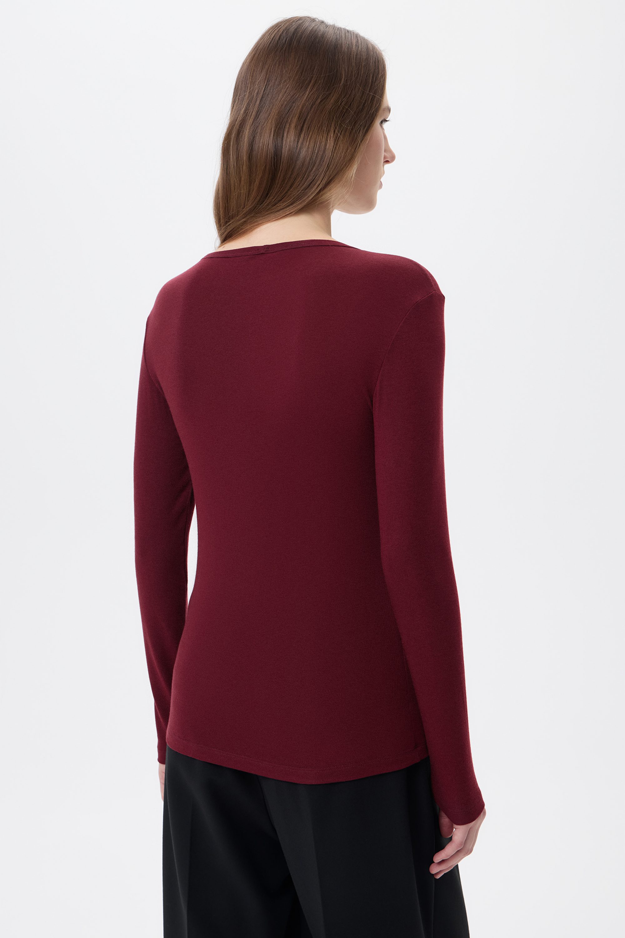 Лонгслив бордовый из тонкого трикотажа с добавлением шерсти
