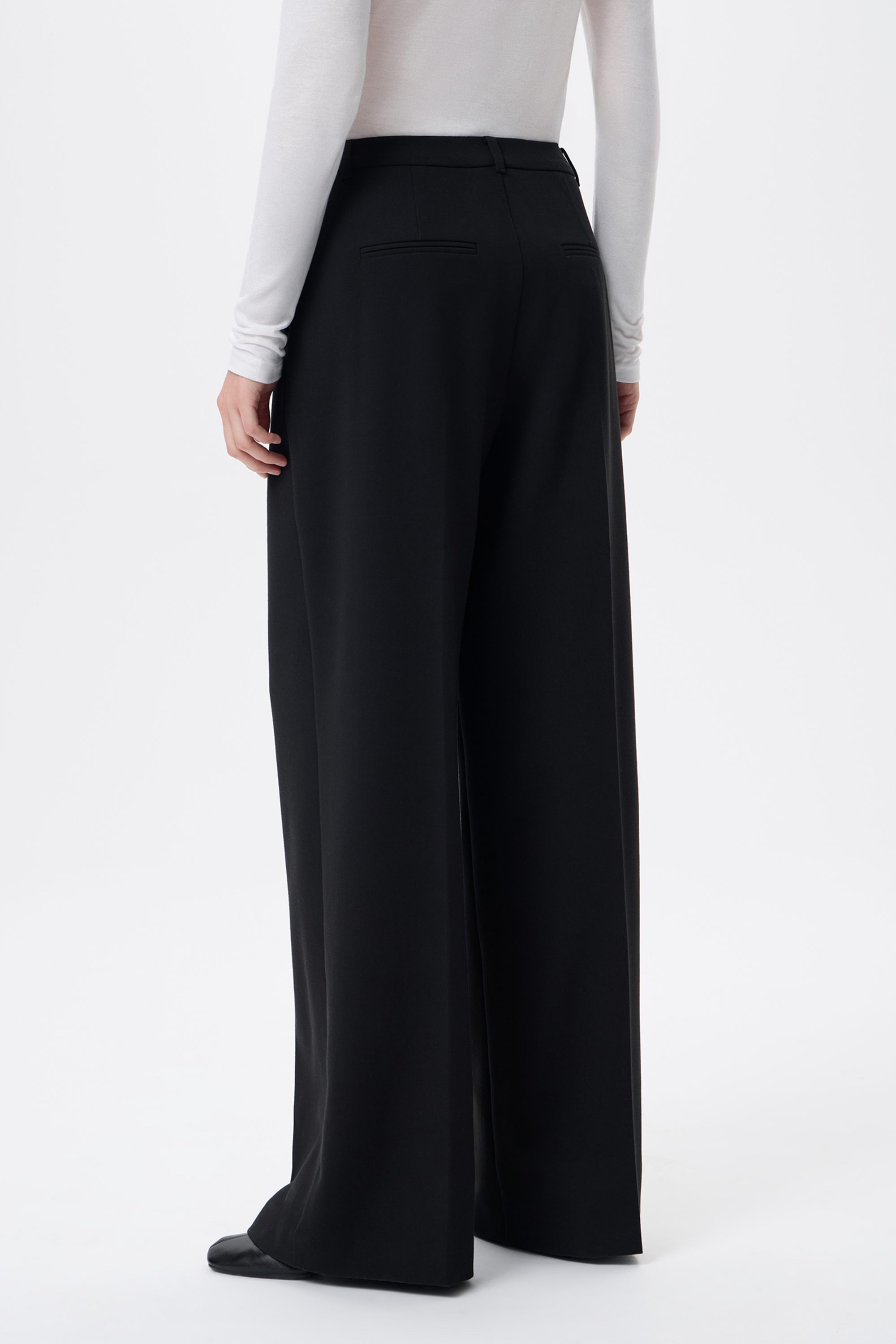 Брюки черные широкие