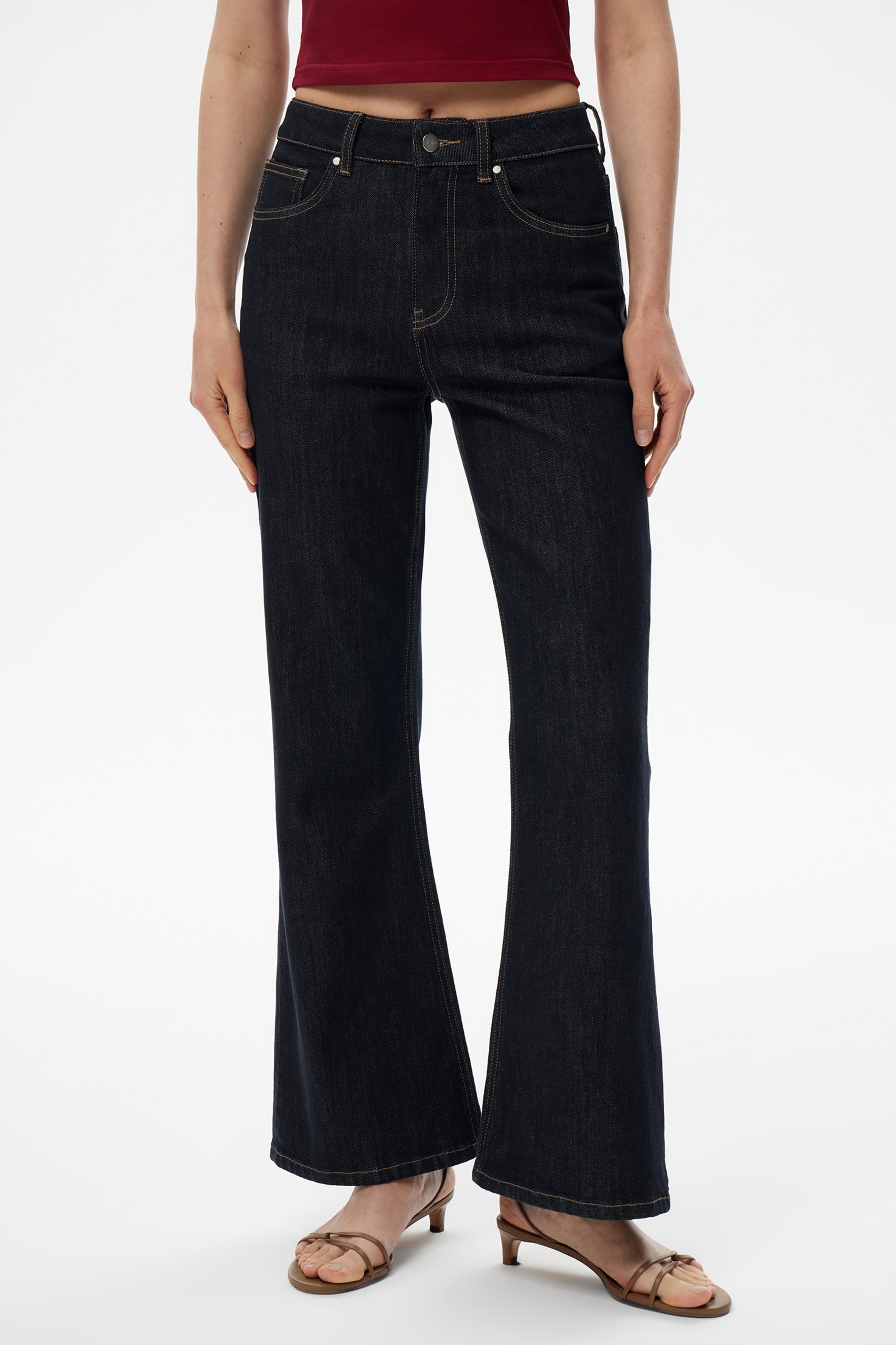 Джинсы Bootcut