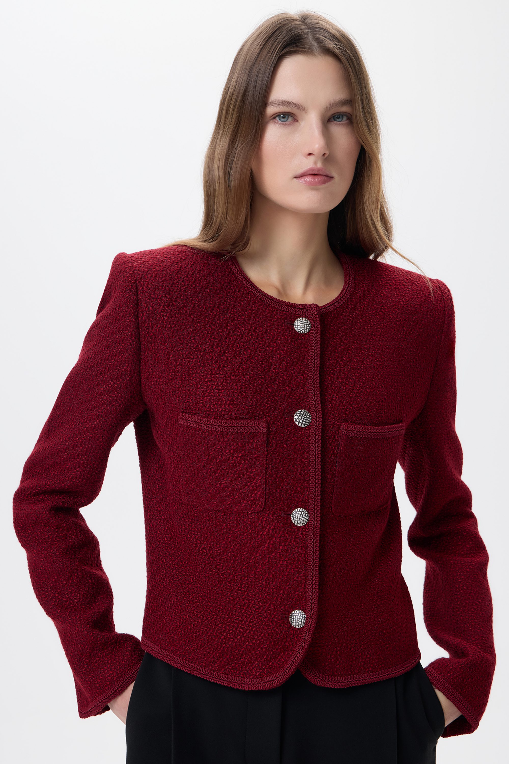 Жакет из твида с накладными карманами