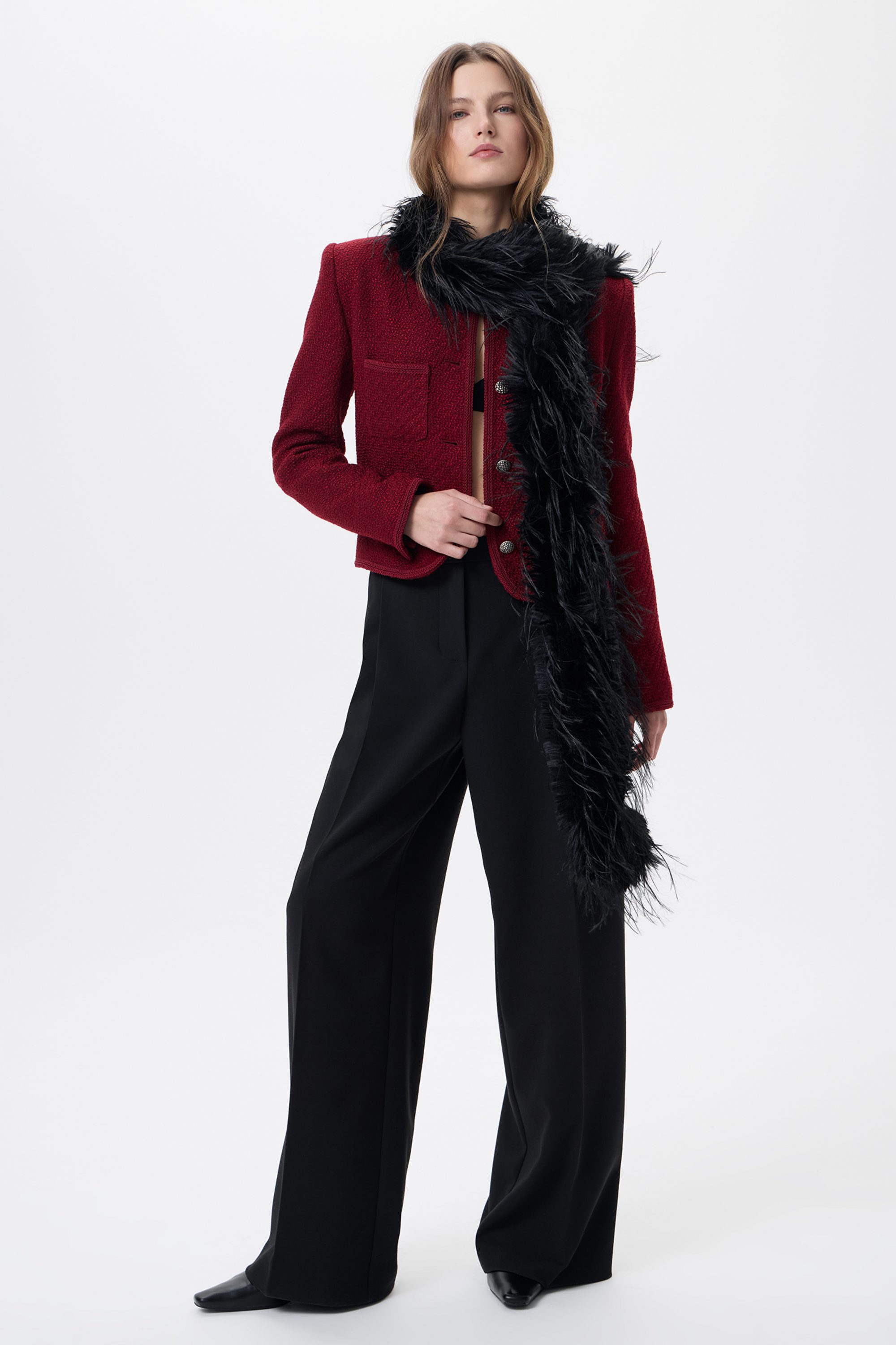 Жакет из твида с накладными карманами