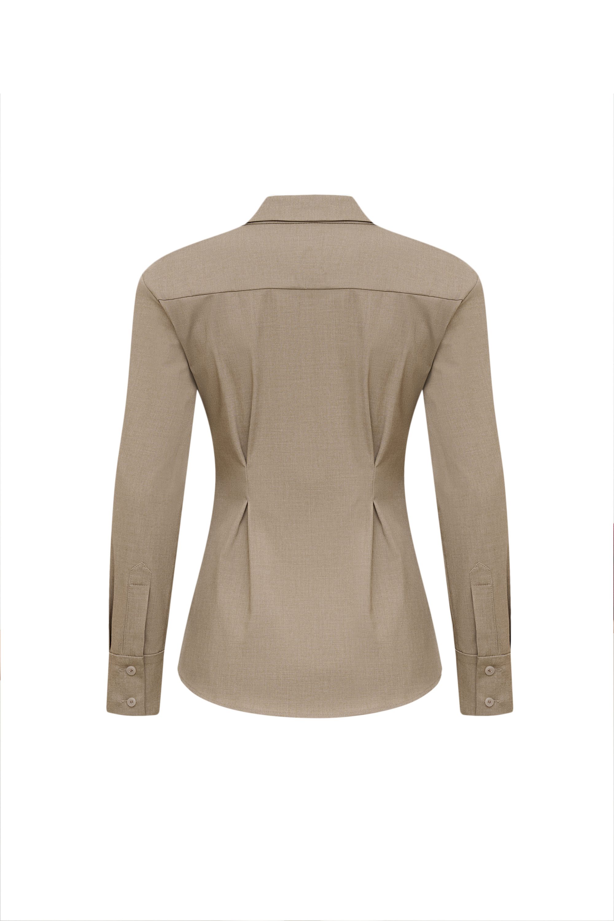 Рубашка бежевая с защипами