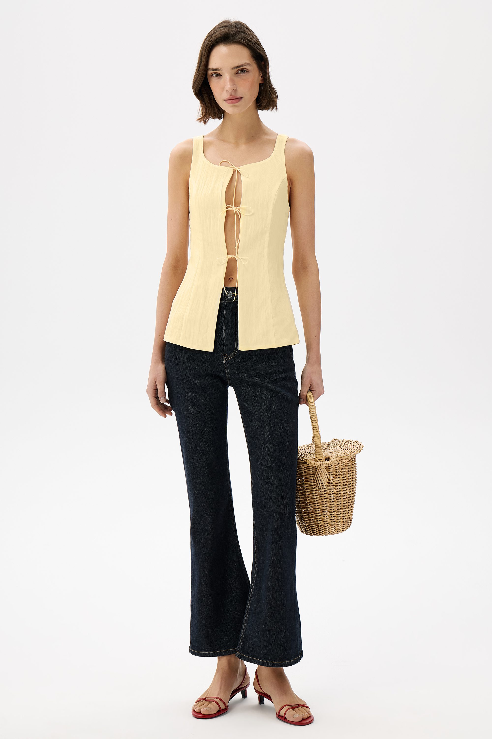 Топ на завязках Brigitte