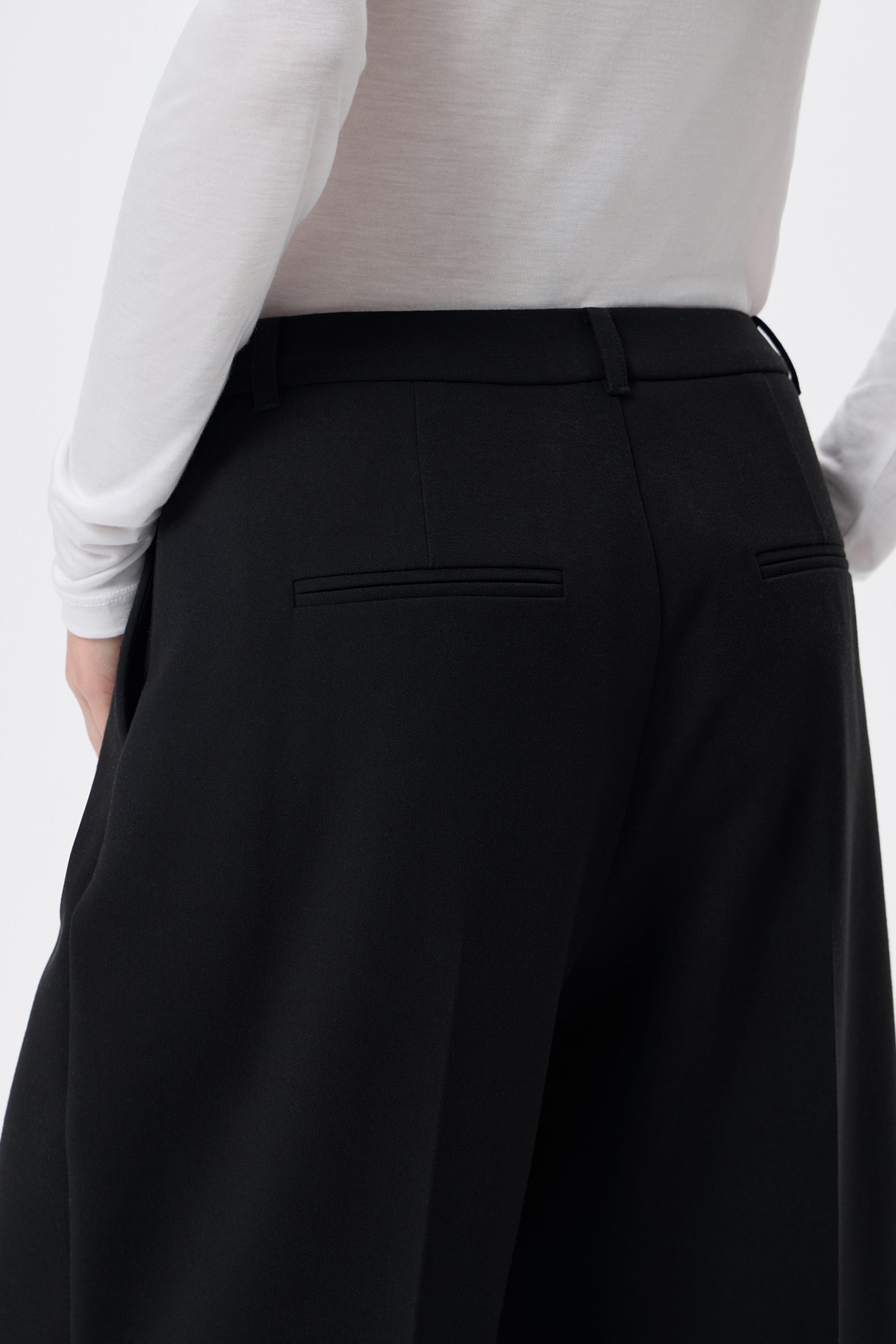 Брюки черные широкие